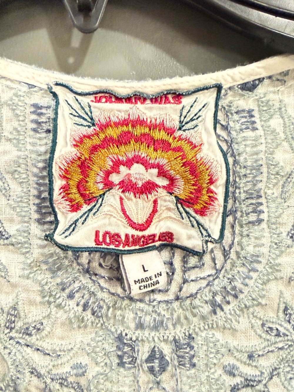 Johnny Was linen embroidered top - Picture 6 of 8